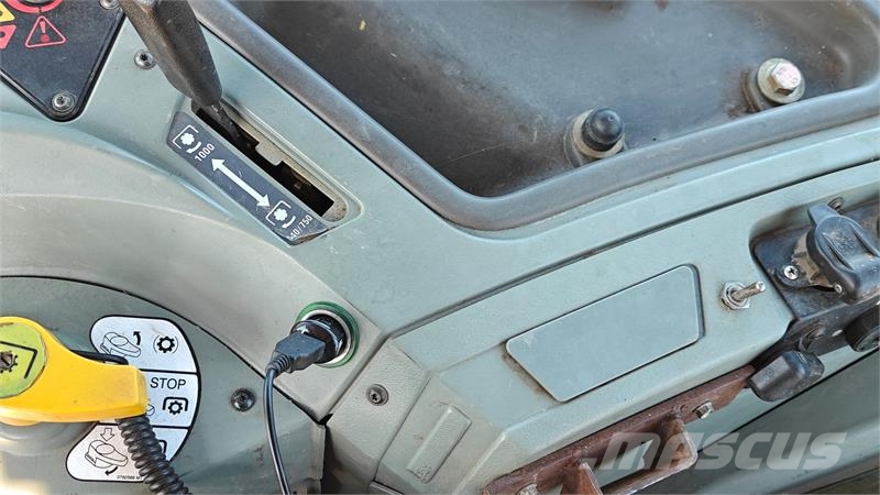 Massey Ferguson 8220 powerControl Xtra Traktoren