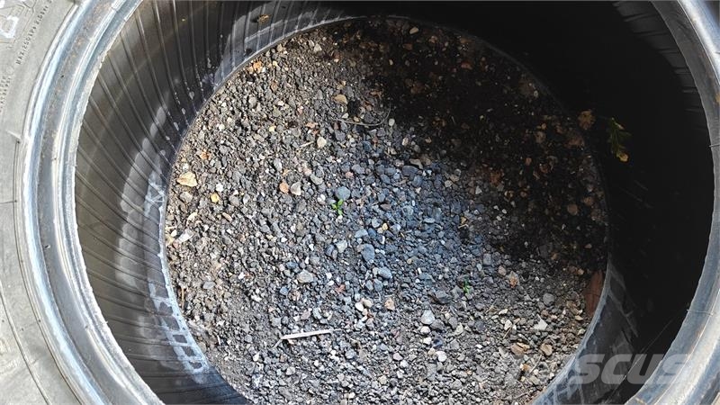 Michelin 13.6 R24 XXX Gumiabroncsok, kerekek és felnik