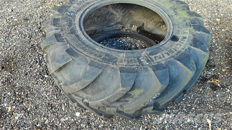 Michelin 460/70R24 XXX Gumiabroncsok, kerekek és felnik