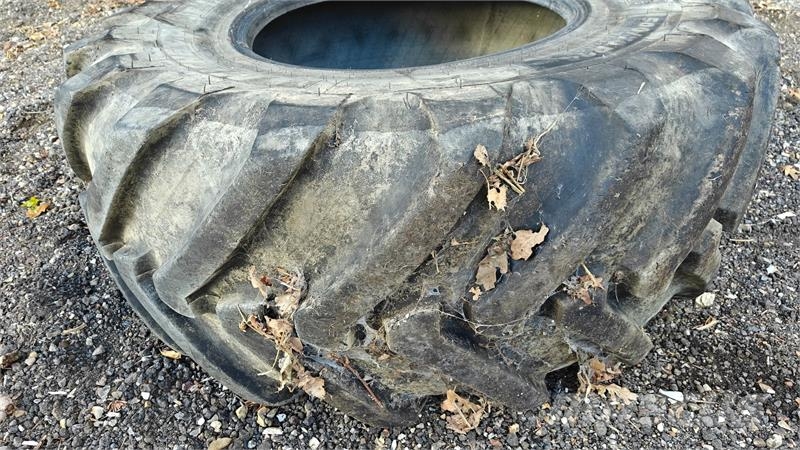 Michelin 500/70R24  XXX Gumiabroncsok, kerekek és felnik