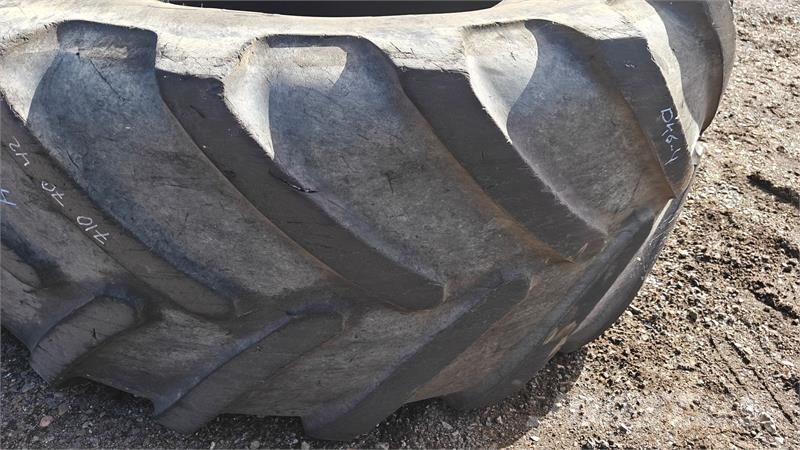 Michelin 710/70R42 XXX الإطارات والعجلات والحافات