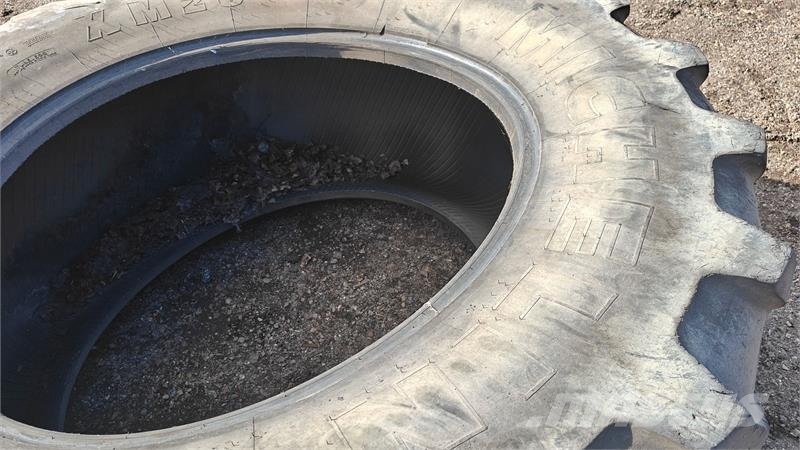 Michelin 710/70R42 XXX الإطارات والعجلات والحافات