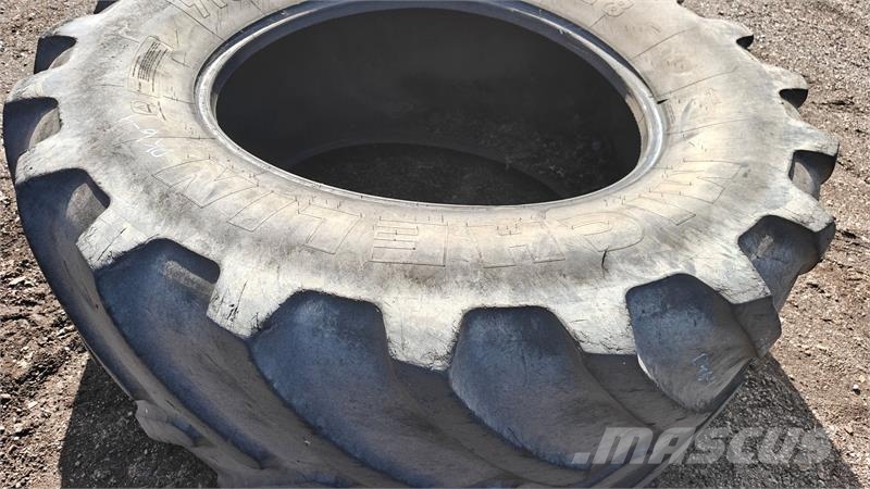 Michelin 710/70R42 XXX الإطارات والعجلات والحافات