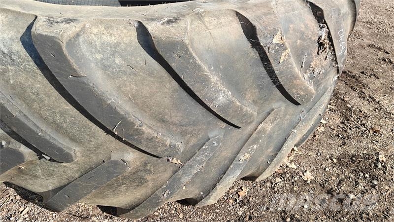 Michelin 710/70R42 XXX الإطارات والعجلات والحافات
