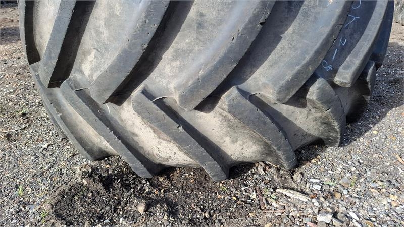 Mitas 600/65R28 XXX Gumiabroncsok, kerekek és felnik