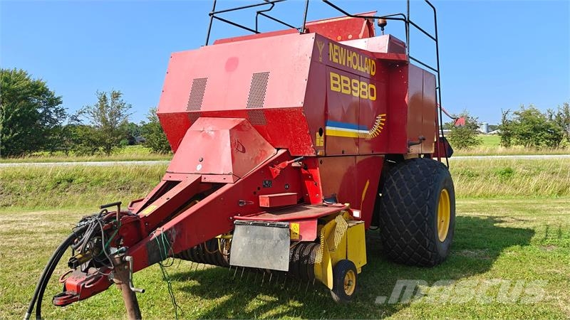 New Holland BB980 محزمات مربعة