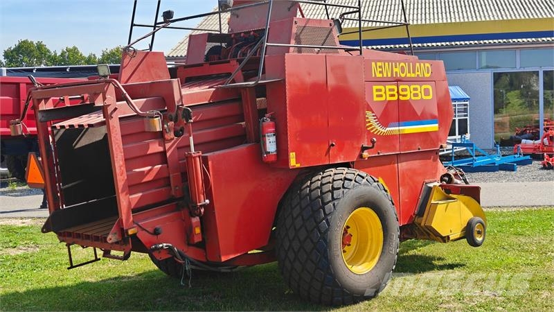 New Holland BB980 محزمات مربعة