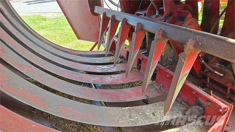 New Holland BB980 محزمات مربعة