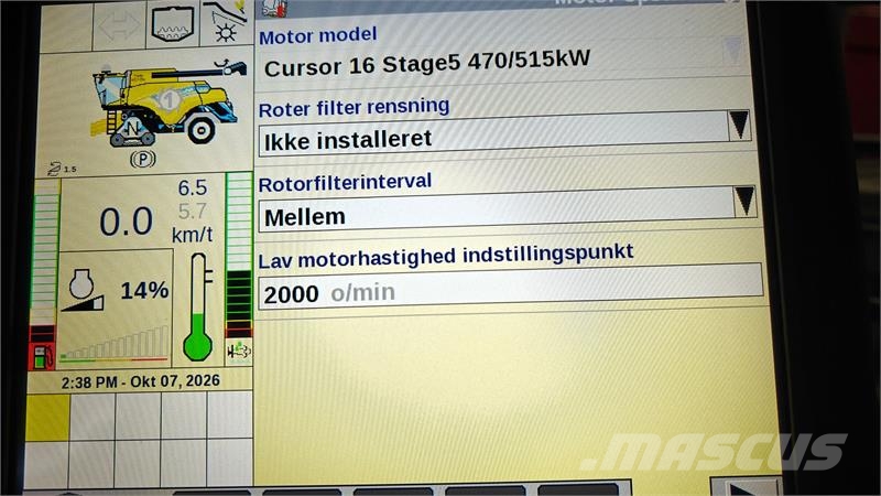 New Holland CR10.90 på Bælter Maaidorsmachines