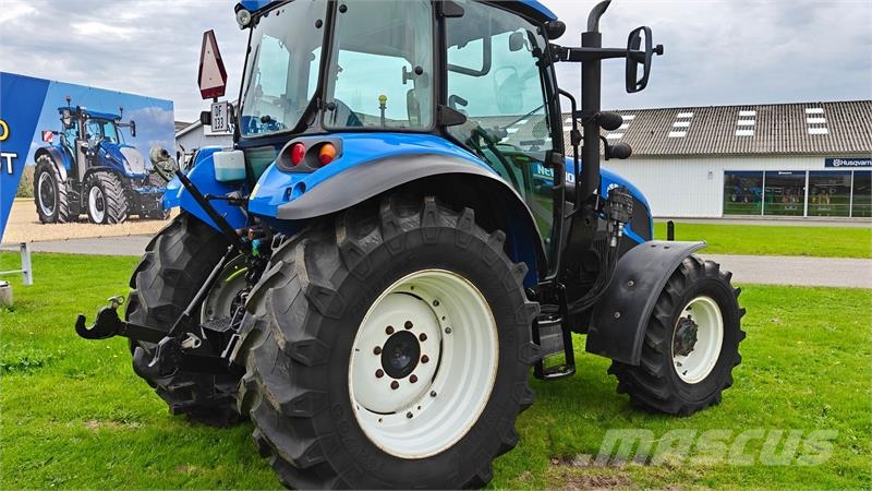 New Holland T4.95 Med frontlæsser Tractoare