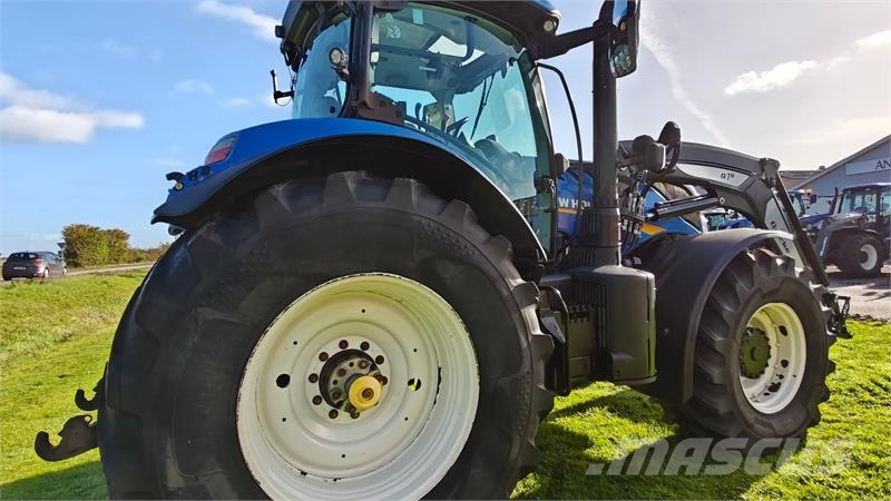 New Holland T7.260 med Quicke Q7M Frontlæsser Tractoare