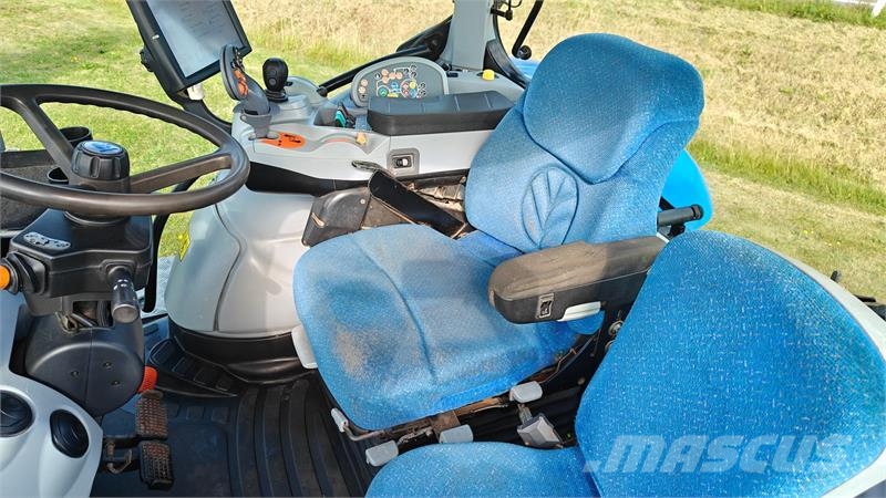 New Holland T7050 AUTO COMMAND Tracteur