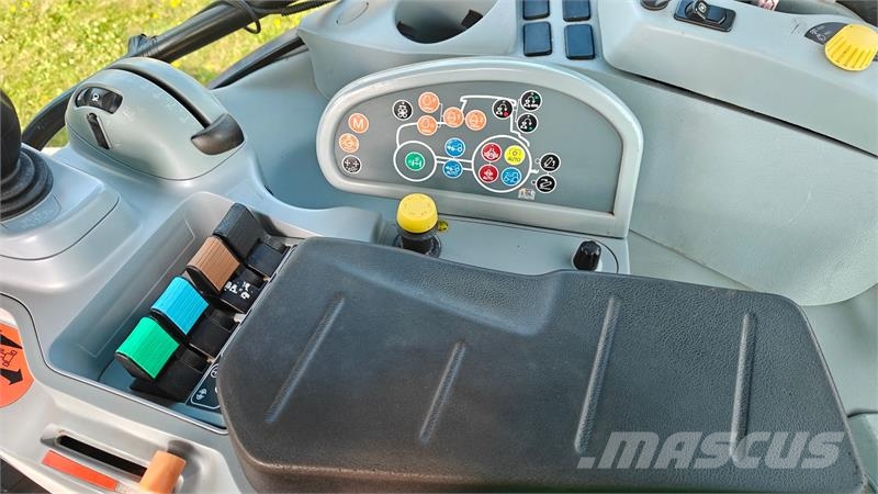 New Holland T7050 AUTO COMMAND Tracteur