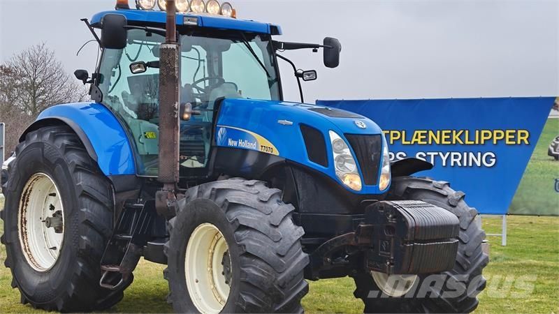 New Holland T7070 AutoCommand Tracteur