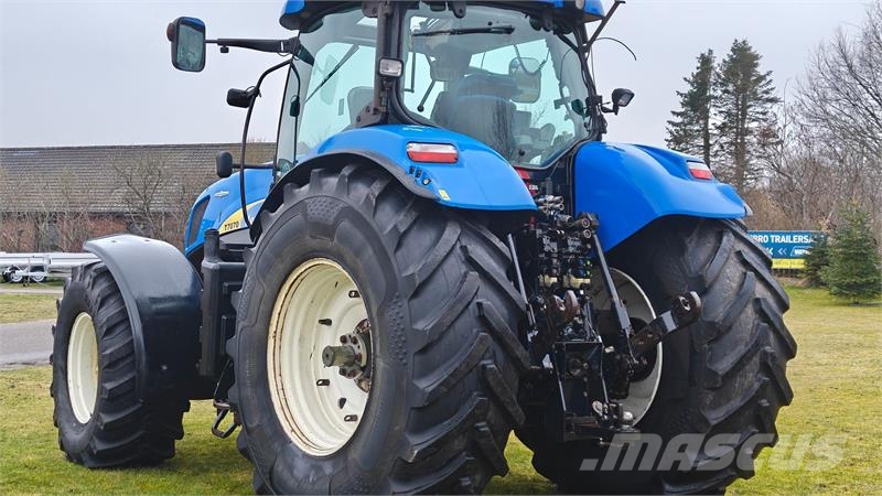 New Holland T7070 AutoCommand Tracteur