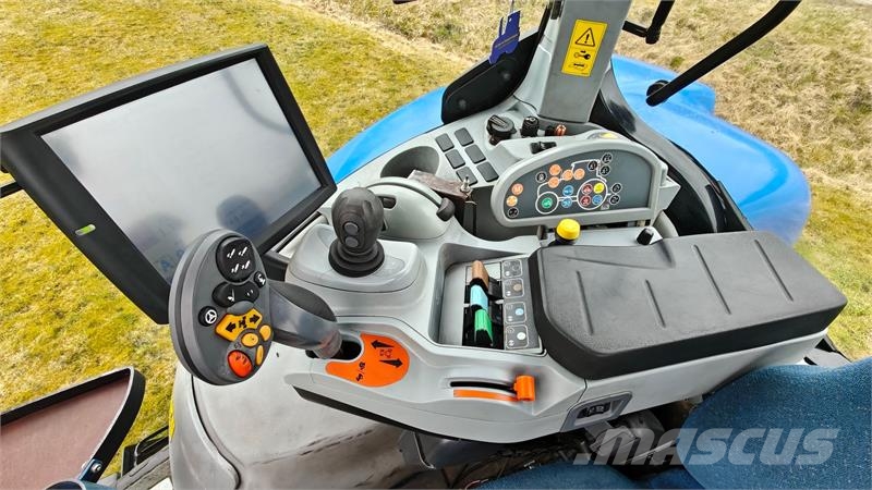 New Holland T7070 AutoCommand Tracteur