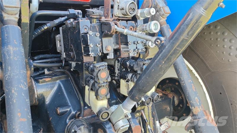 New Holland T7070 AutoCommand Tractores