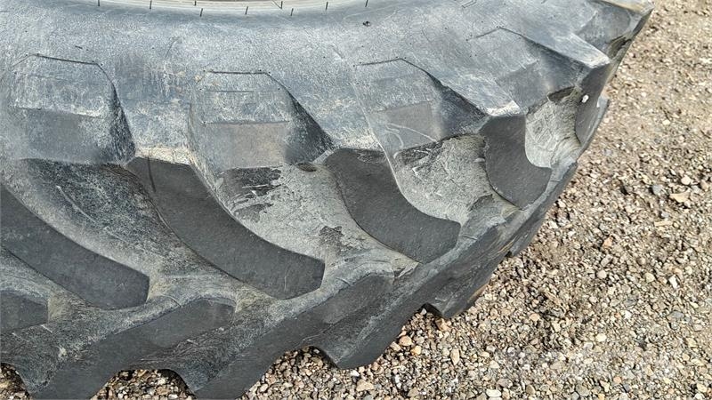 Petlas 480/80R46 XXX Gume, kolesa in platišča