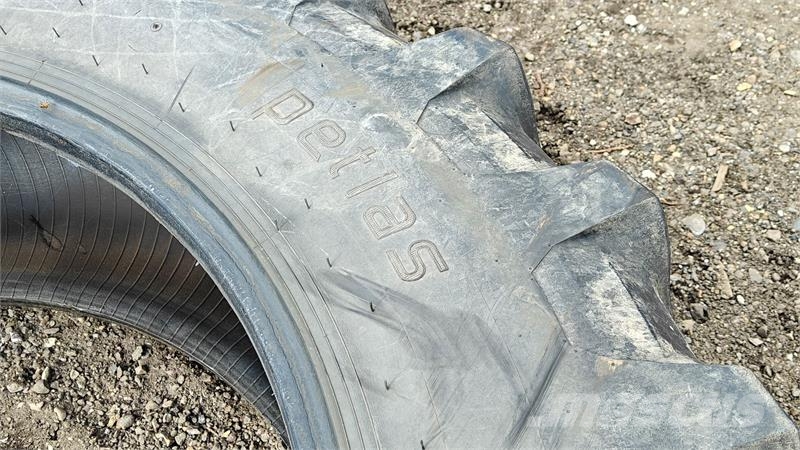 Petlas 480/80R46 XXX الإطارات والعجلات والحافات