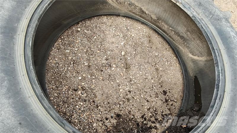 Petlas 480/80R46 XXX Gume, kolesa in platišča