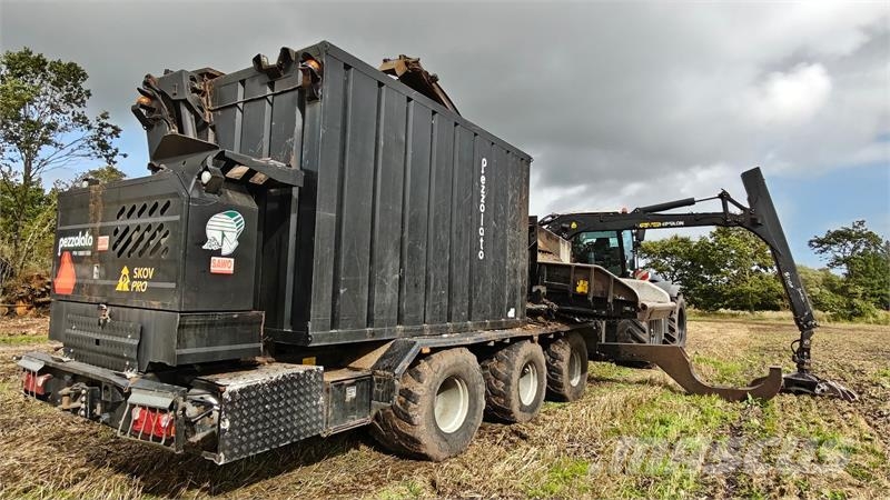 Pezzolato PTH 1200/1000 Med CLAAS 5000 XERION Дробилки за клони