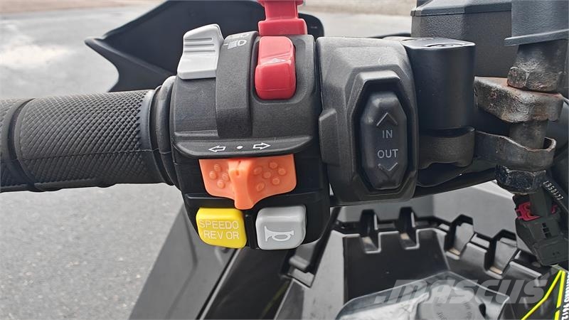 Polaris Sportsman XP 1000 S Traktor godkendt Terenska vozila
