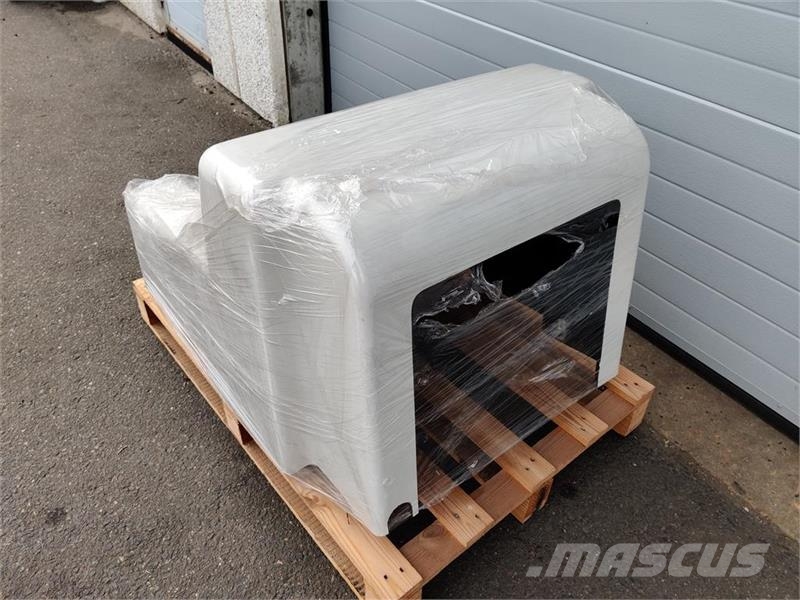 Schäffer 2028 Motorhjelm مكونات أخرى