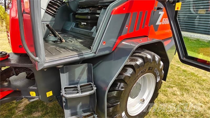 Schäffer 6680Z Radlader