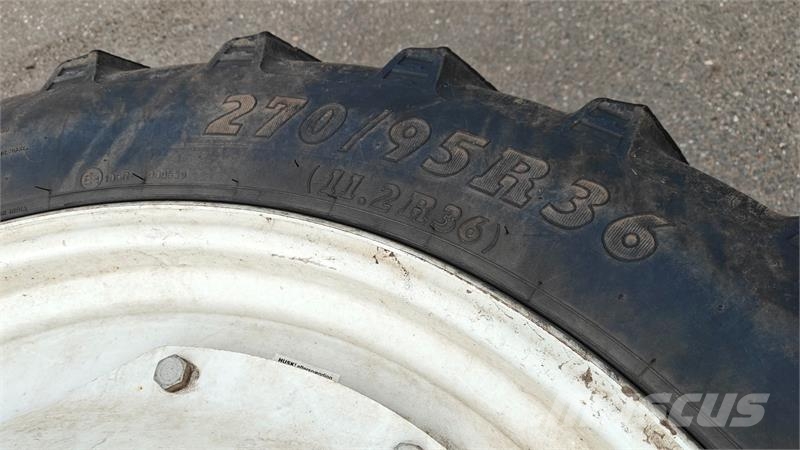  sprøjtehjul 380/90R46 - 270/95R36 XXX New Holland  Däck, hjul och fälgar