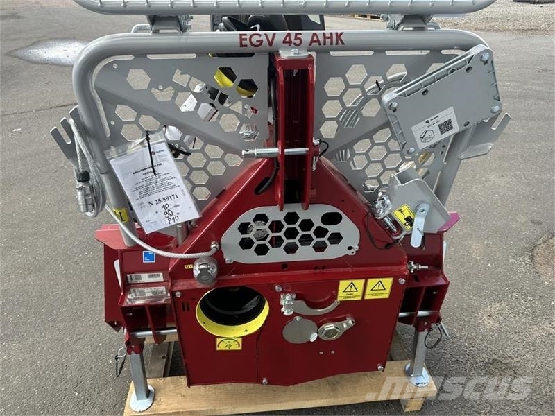 Tajfun 45AHK MED FJERNSYRING RING TIL ANDERS PÅ 30559780 绞车