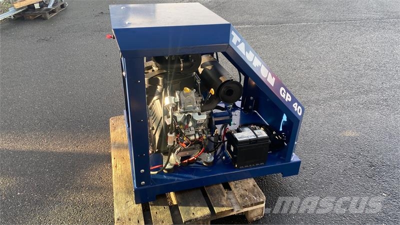 Tajfun GP 40 Benzin motor Demo 其他農業機械
