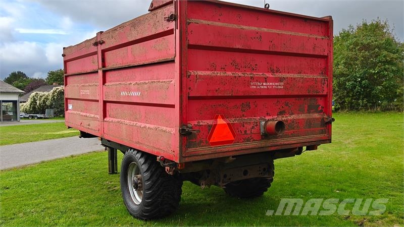 - - - Tipvogn med bremser Tipper trailers
