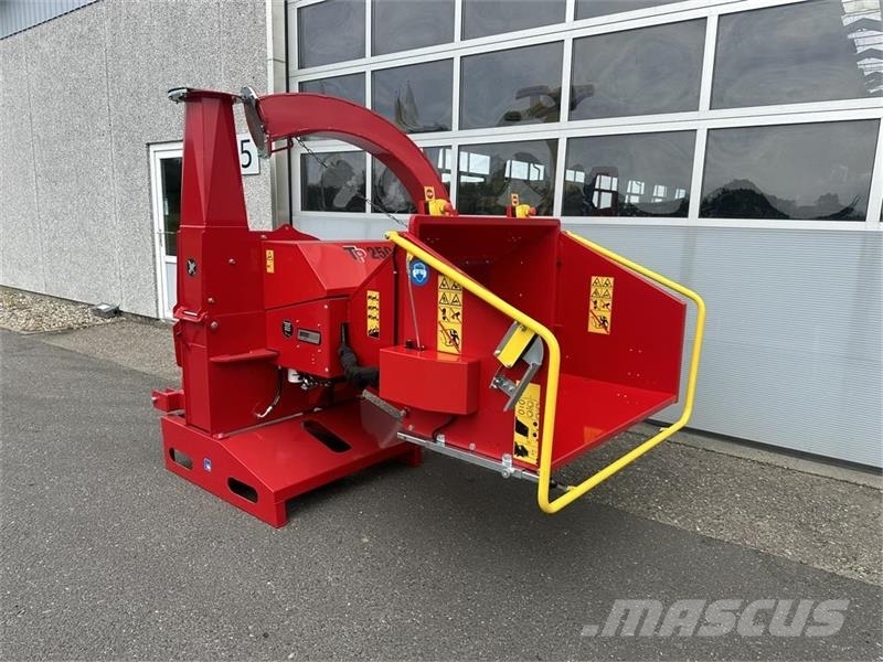 TP 250 PTO 톱밥제조기