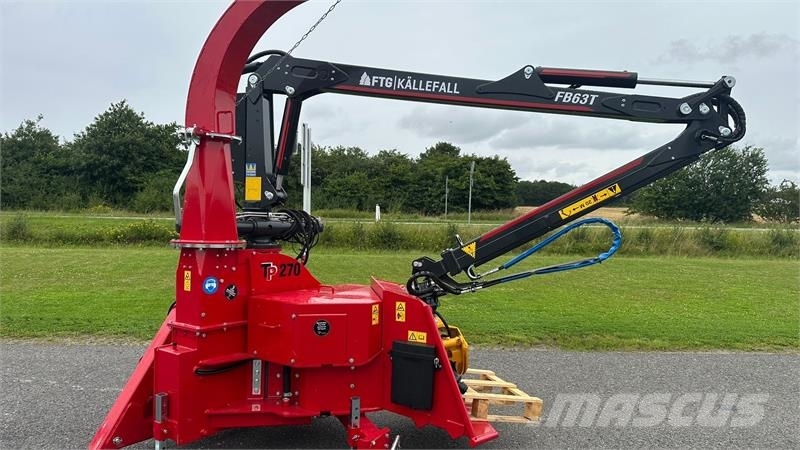 TP 270 PTO K med FTG 6,3m kran med fjernbetjent joyst 톱밥제조기