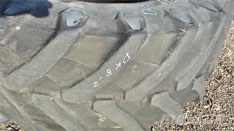 Trelleborg 540/65R28 XXX タイヤ、ホイル、リム
