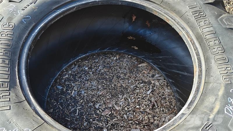 Trelleborg 540/65R28 XXX タイヤ、ホイル、リム