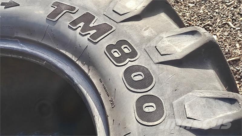 Trelleborg 540/65R28 XXX タイヤ、ホイル、リム