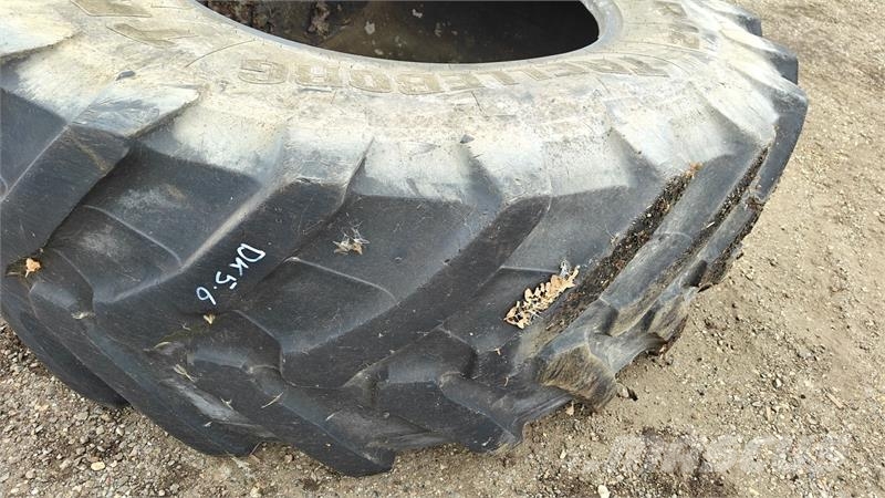 Trelleborg 710/75 R42 XXX Gume, točkovi i felne