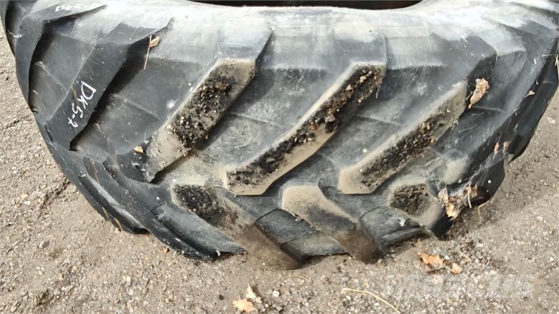 Trelleborg 710/75R42 XXX Gume, točkovi i felne