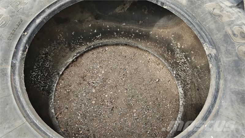 Trelleborg 710/75R42 XXX Gume, točkovi i felne