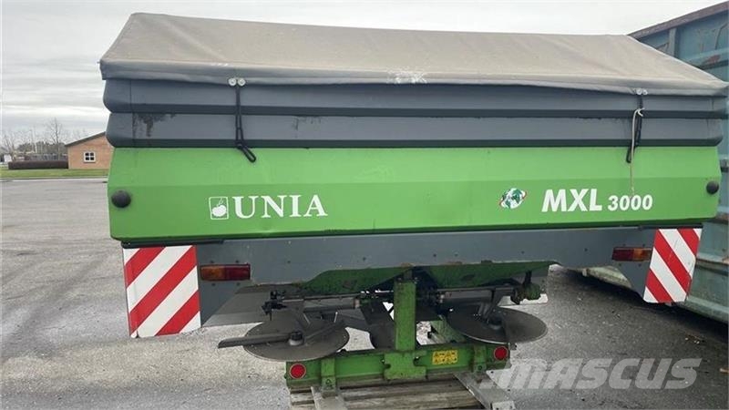 Unia MXL 3000 معدات توزيع السماد العضوي
