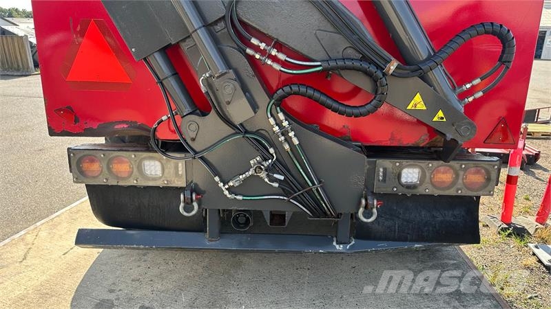 Valtra T234s Med Jenz 360 Flishugger og Alsidig 23m3 Flis Haketuskoneet
