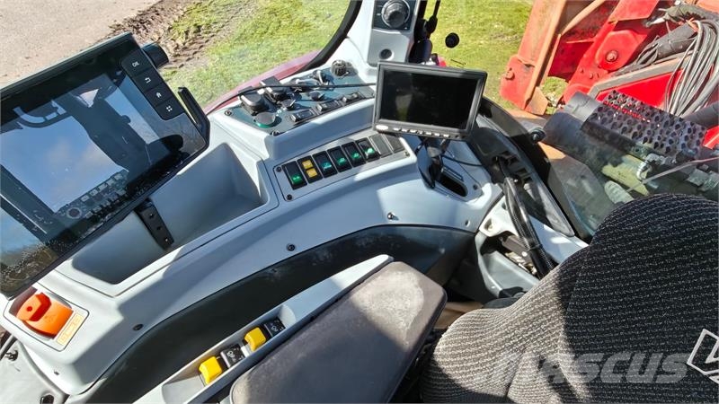 Valtra T234s Med Jenz 360 Flishugger og Alsidig 23m3 Flis Haketuskoneet