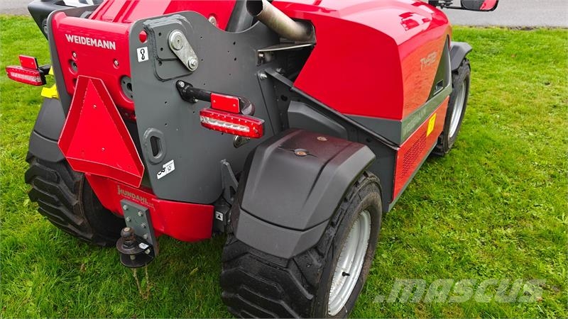 Weidemann T4512 لوادر صغيرة