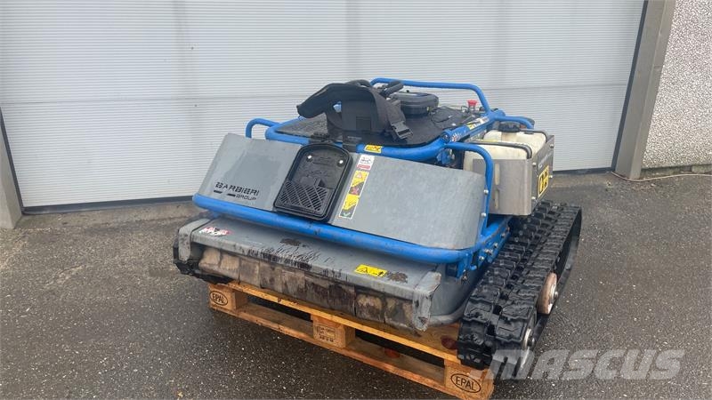 X-Flail 80 Fjernstyret slagleklipper Robotormäher