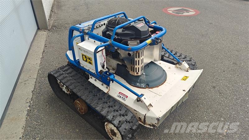 X-rot 80 cm med Kawasaki FS 481 Газонокосарки-роботи