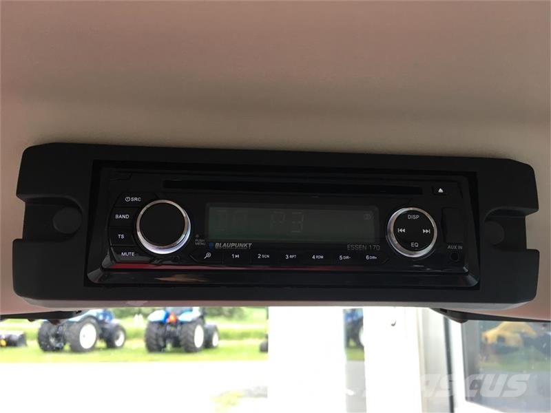 Yanmar YT 235H 4WD جرارات مدمجة