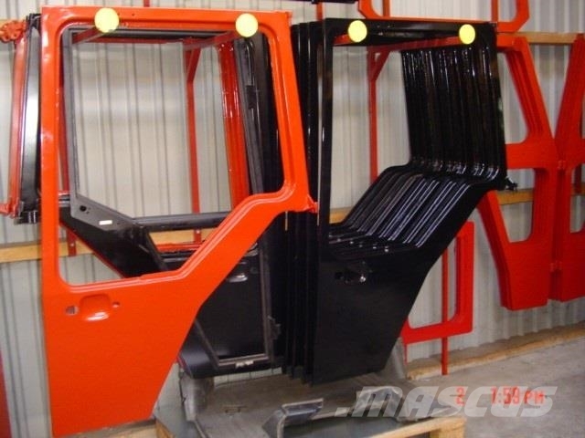 Case IH XL dør Príslušenstvo a náhradné diely ku kombajnom