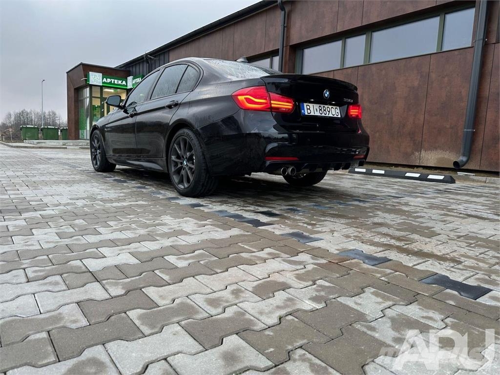 BMW 330i F30 Otomobiller
