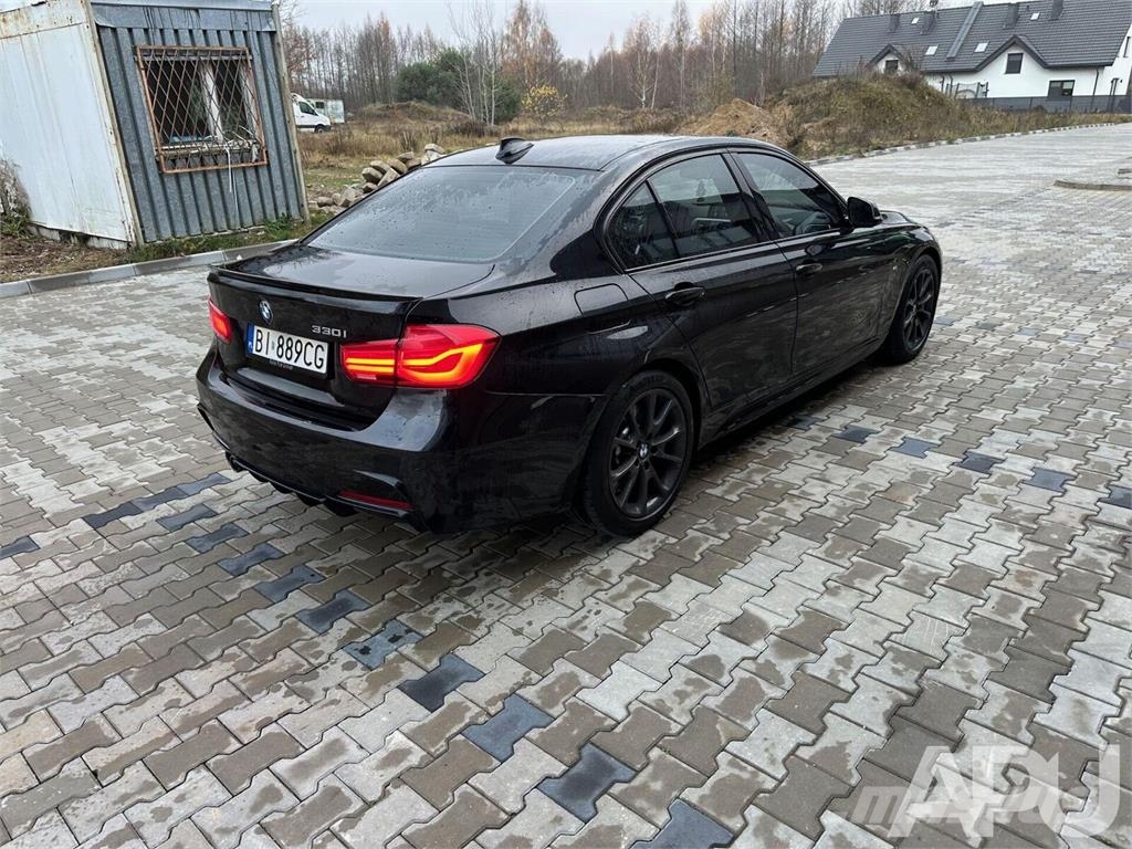 BMW 330i F30 Otomobiller